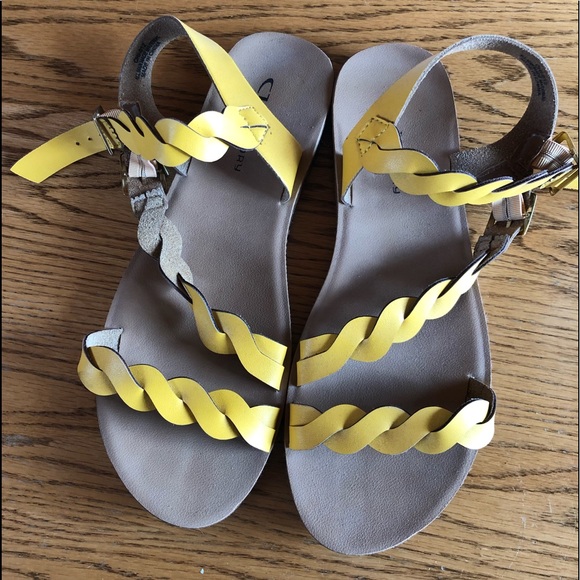 Ladies sandals - Picture 2 of 5